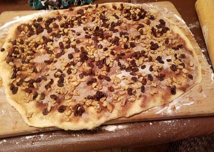 cinnamon buns rolled out (2)