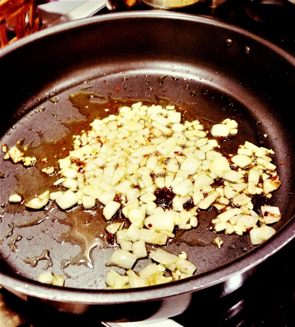 onions garlic red pepper flakes