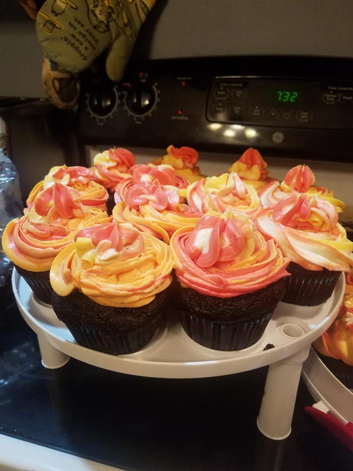 CUPCAKES2